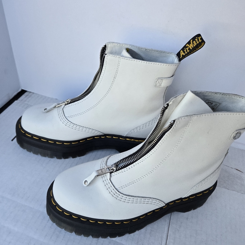 Dr Martens Jetta Zip Boots